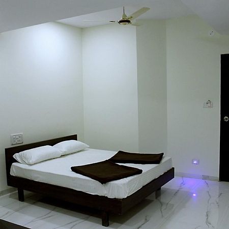 Super Hotel O Nashik Near Vijay Mamta Theatre Formerly Sahara Inn Exterior foto
